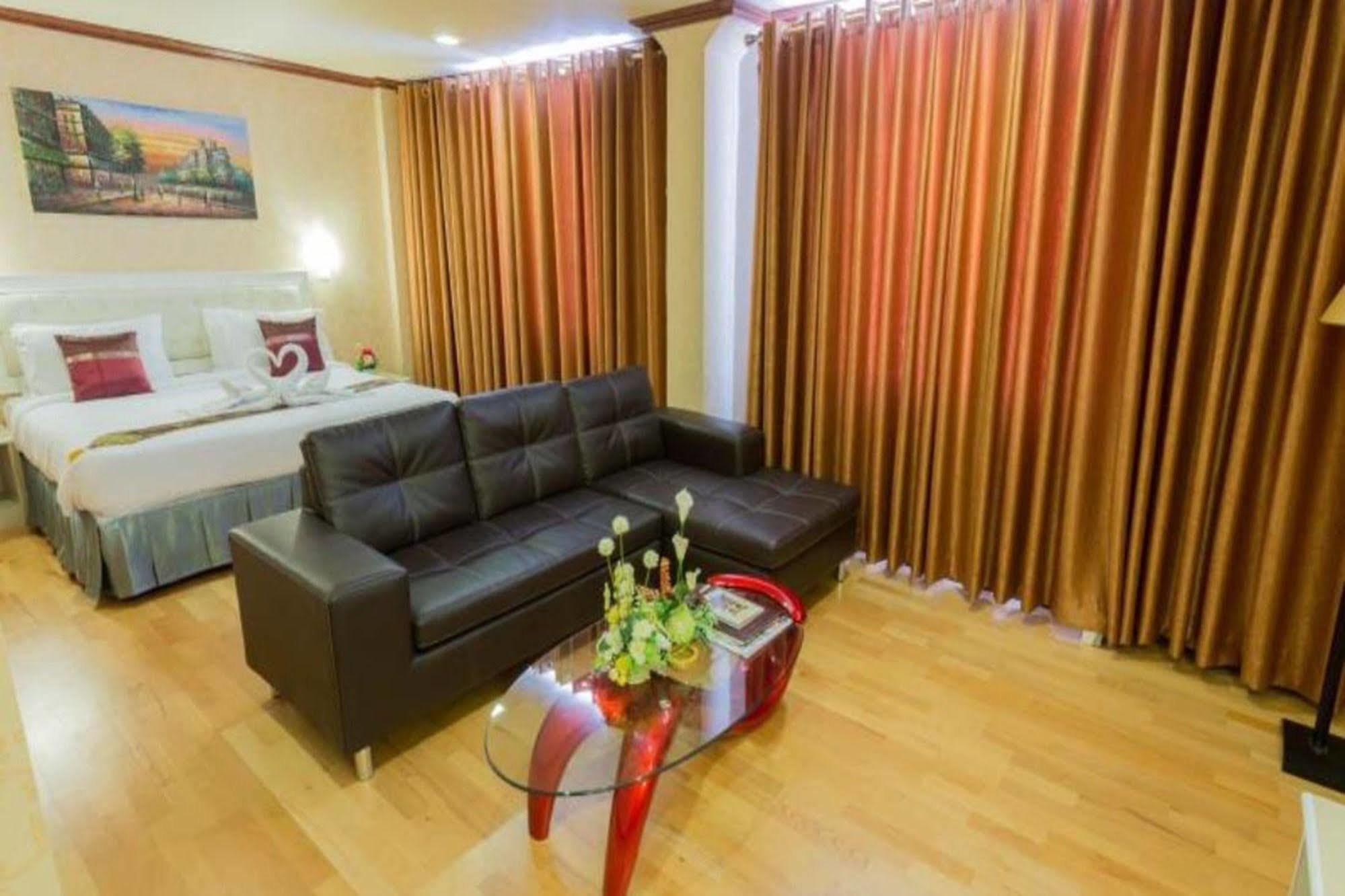 Korat Hotel Nakhonratchasima Eksteriør billede